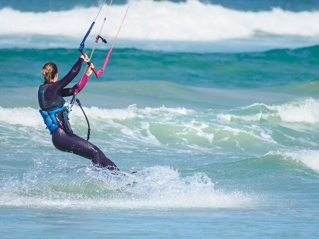 windsurfing